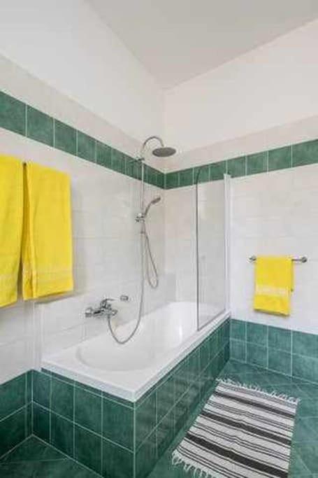 Casa Carlotti Appartamento Bologna Esterno foto
